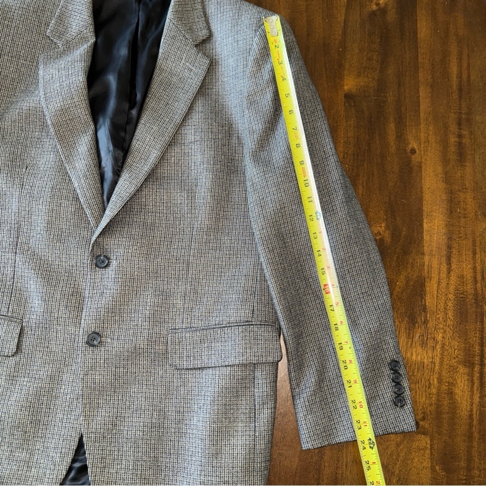 Chaps 100% Lambswool Gray Plaid 2 button Sports Coat Jacket Mens 42R Lined - Picture 11 of 14